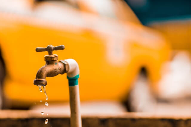 Leaking water faucet tap